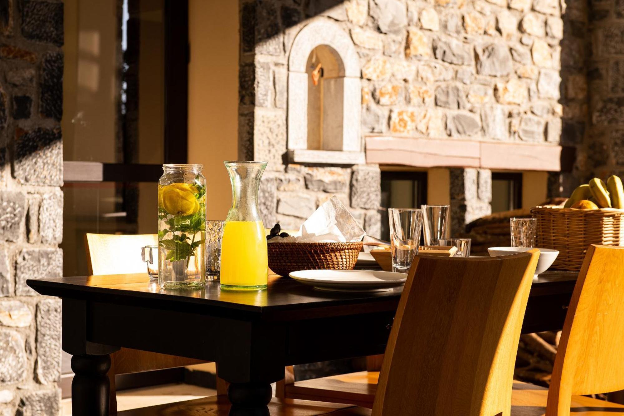 Natura Hotel Vytina Dış mekan fotoğraf